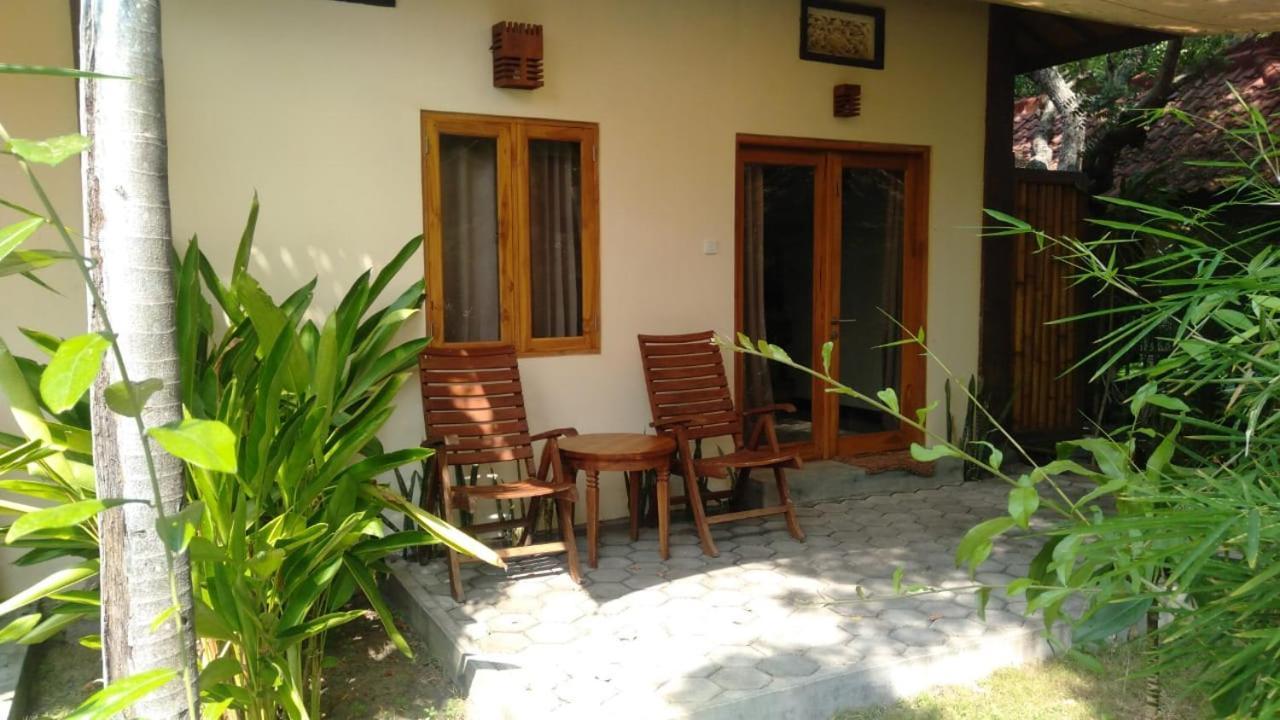 Hotel Batu Ampar Menjangan Banyuwedang Exterior foto